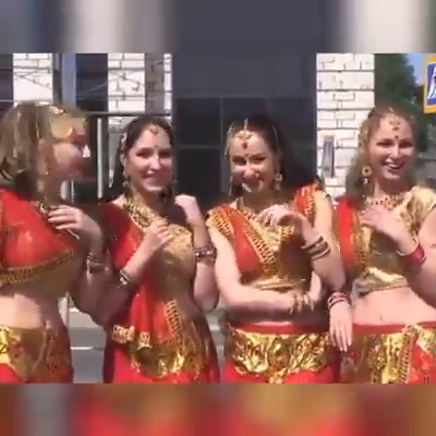 भांगड़ा की थाप पर नाचते इन रूसियों को देख लोग दंग रह गए